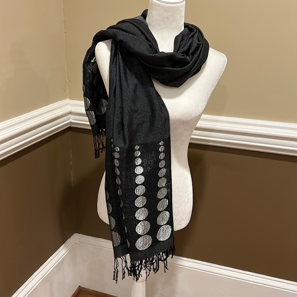 Accessory Street Black & Silver Scarf. NEW with tags. - Picture 3 of 16